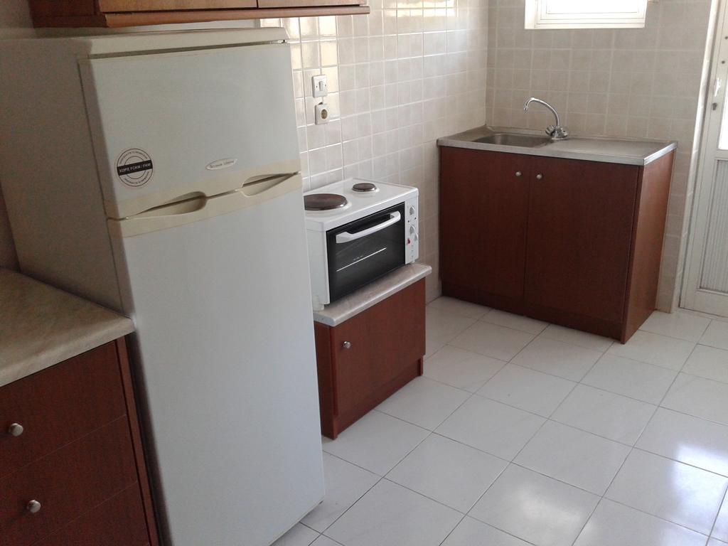 Merryland Studios & Apartments Kremastí Quarto foto