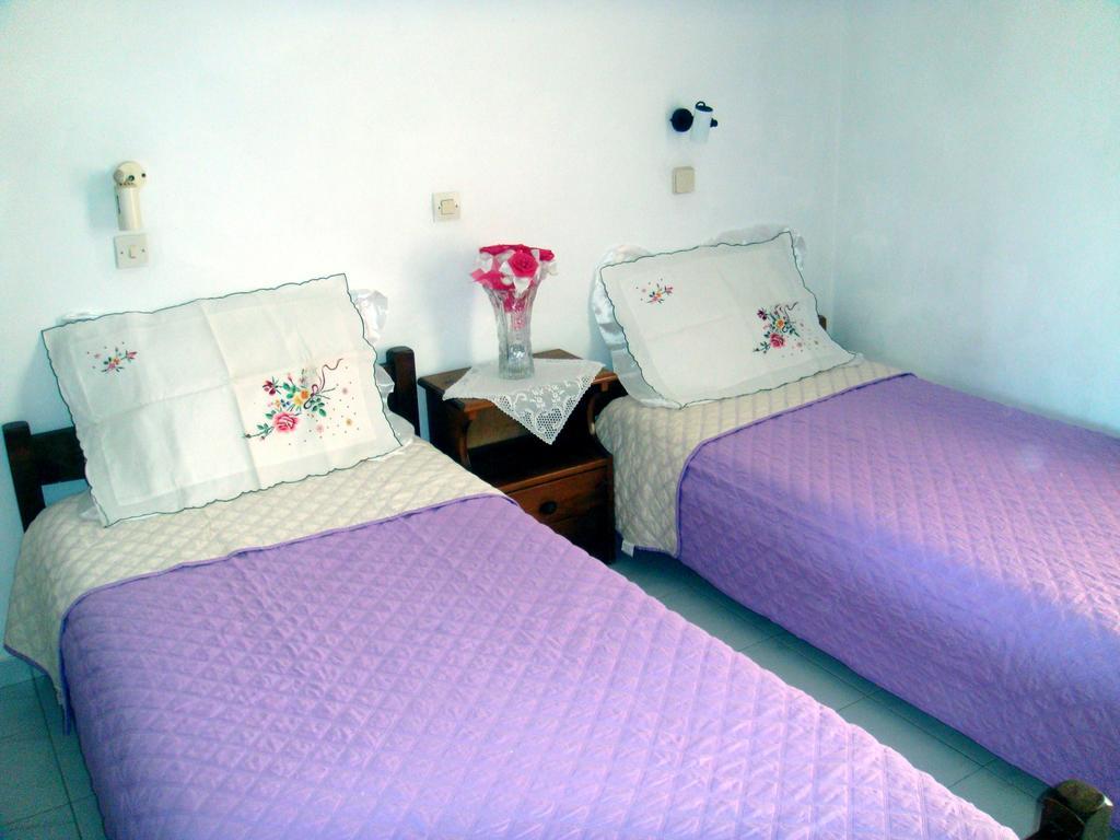 Merryland Studios & Apartments Kremastí Quarto foto